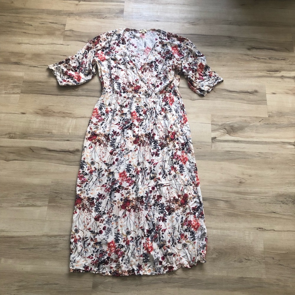 Kori Floral Maxi Dress in Red and Cream V-Neck High Wrap Slit